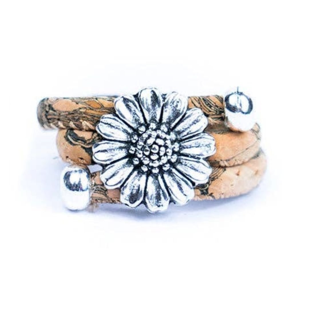 Rustic Natural Chrysanthemum cork ring from Texas Cork Company