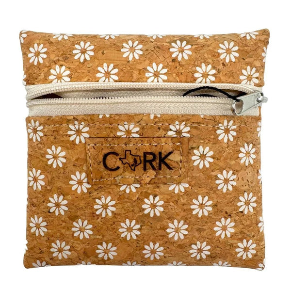 Front of daisies print coin purse with almond zipper by Texas Cork Company