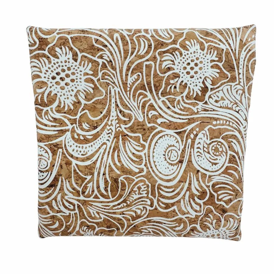 Back of Reno coin pouch with almond zipper by Texas Cork Company